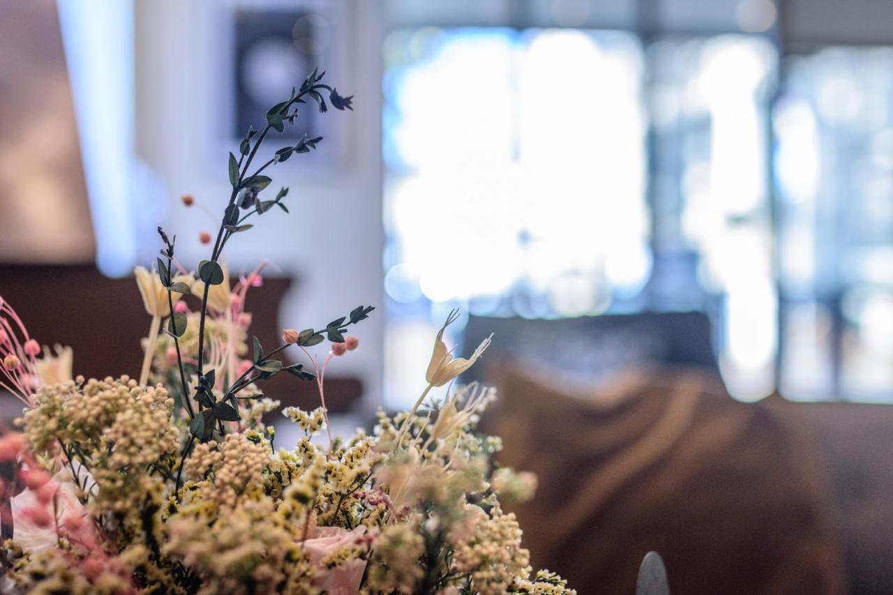 Saint Georges Hotel & Spa Chalon-sur-Saone Bagian luar foto